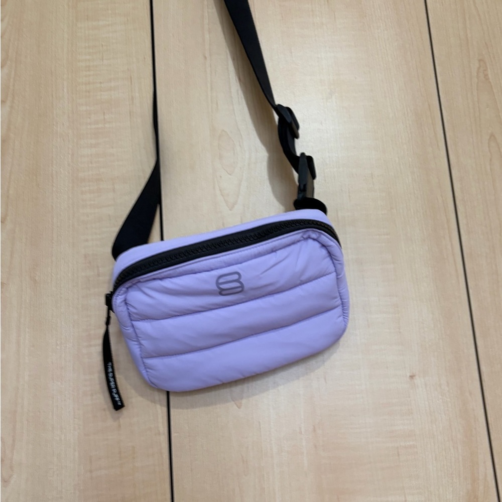 Aritzia super puff Lavender Quilted Crossbody Bag - new never worn
